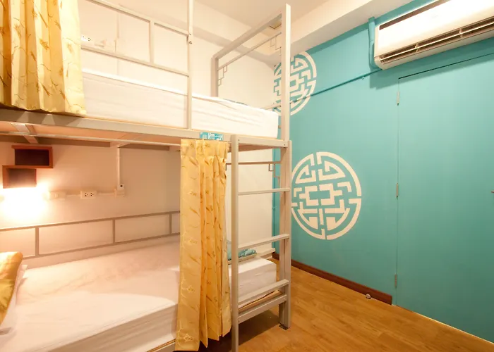 China Town - Sha Certified 3* 방콕